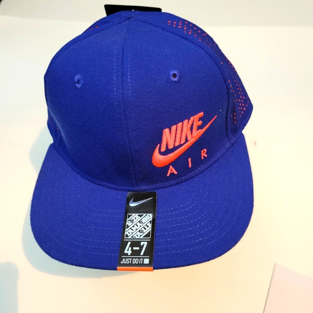 NWOT Nike True Swoosh Hat Unisex Blue and Orange‎ Logo Size 4-7